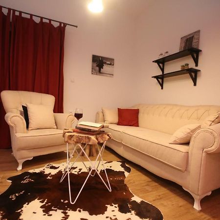 Apartman Delux Brkić Apartment Lozovac Bagian luar foto