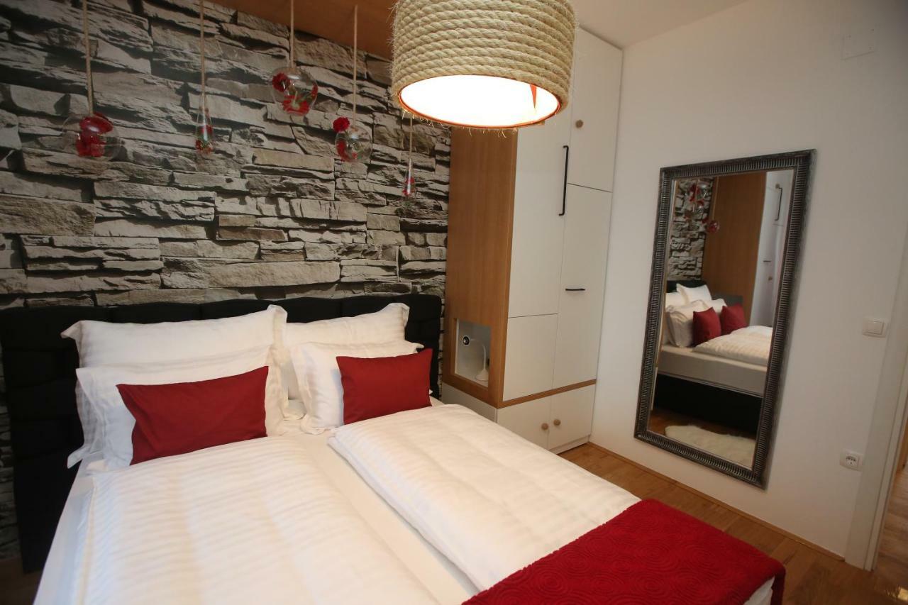 Apartman Delux Brkić Apartment Lozovac Bagian luar foto
