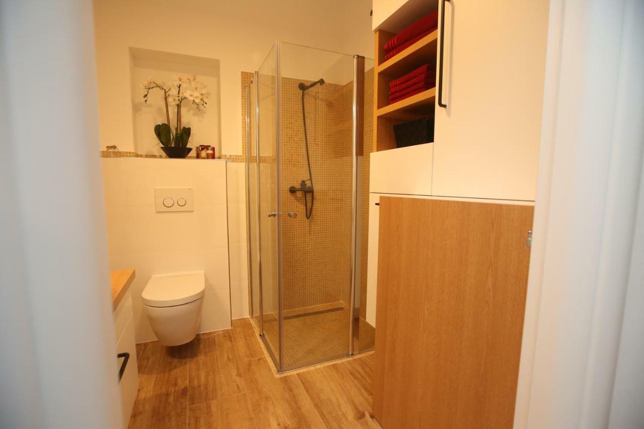 Apartman Delux Brkić Apartment Lozovac Bagian luar foto